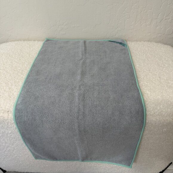 Norwex Diamond Textured Kitchen Towel & Cloth Set (Graphite & mint green trim) - Picture 4 of 7